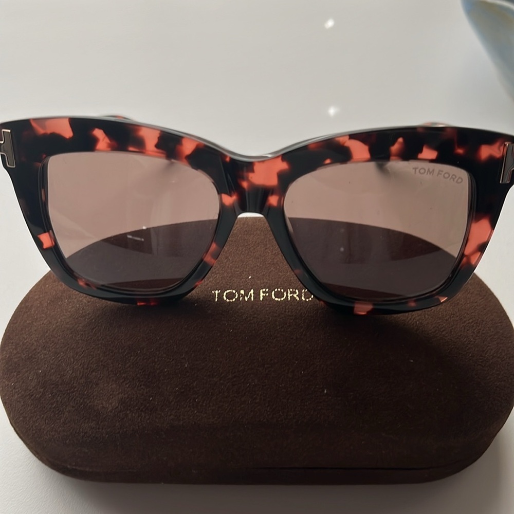 Tom Ford Dasha Sunglasses